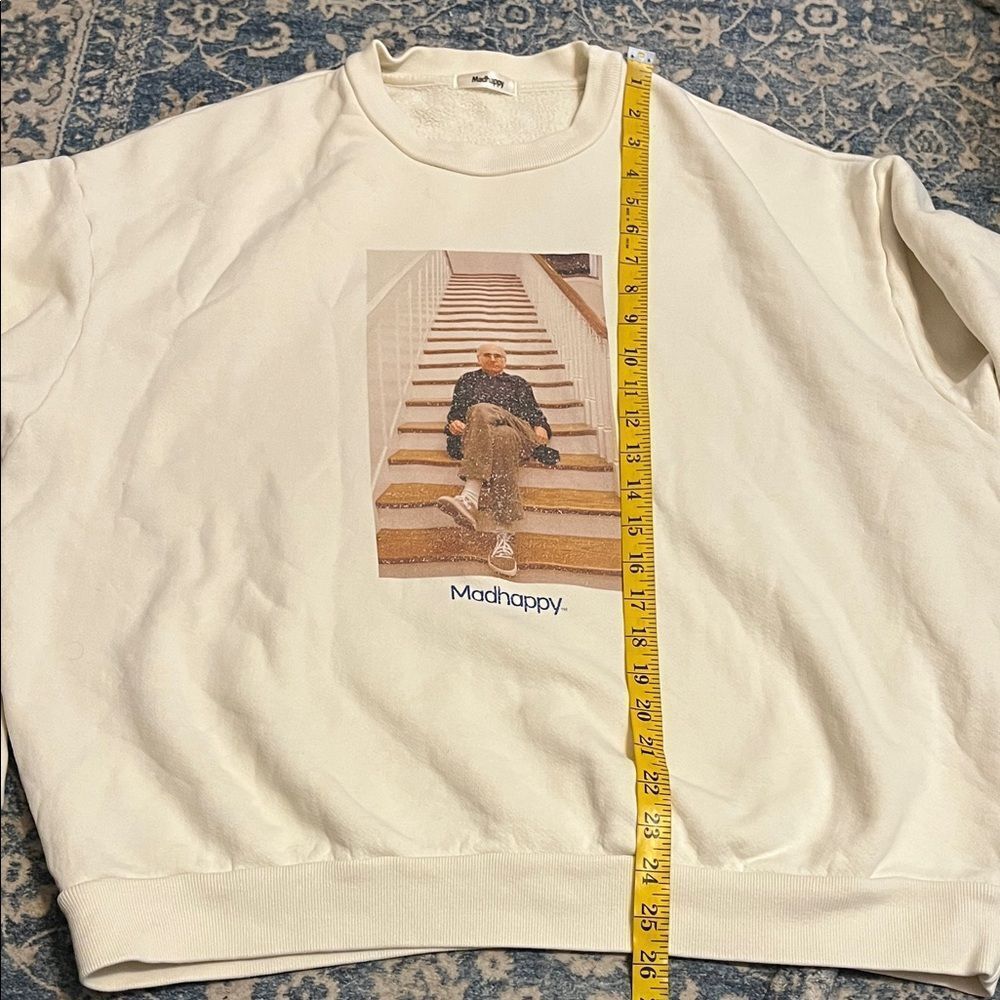 Madhappy Curb Your Enthusiasm Larry David Cream Graphic Crewneck Sweatshirt Rare - Picture 9 of 11